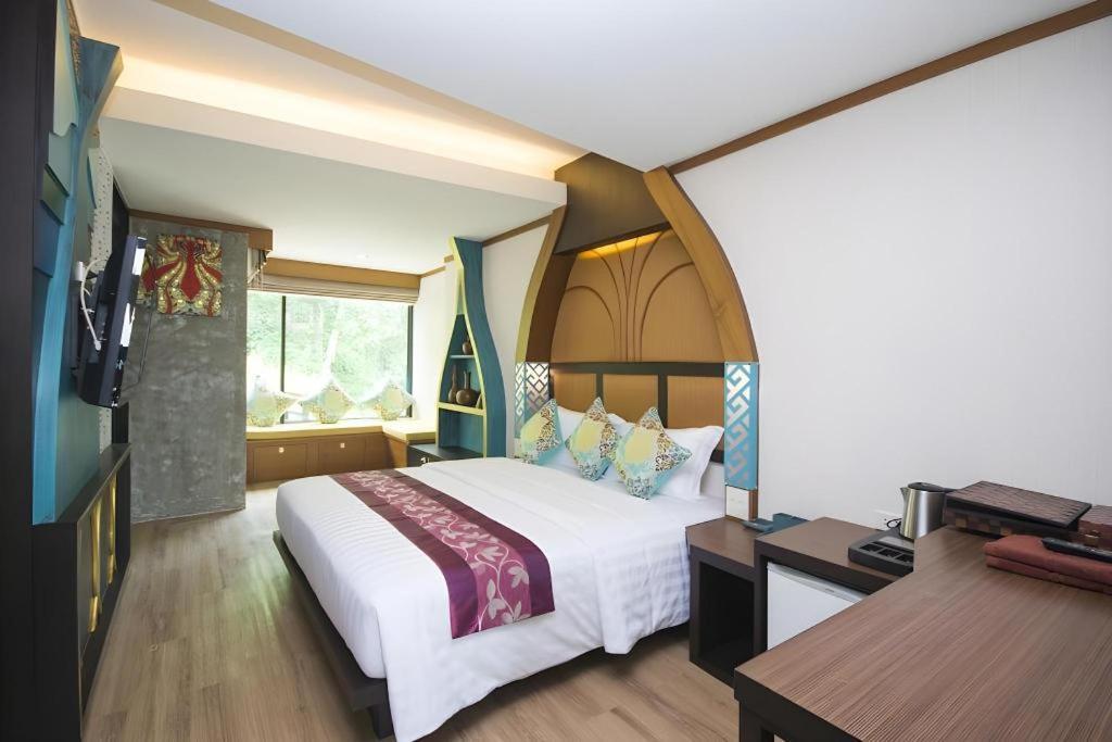 พีพี ไนซ์บีชโฮเทล ฮิป Hotel เกาะพีพี ภายนอก รูปภาพ
